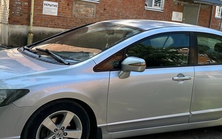 Honda Civic VIII, 2010 год, 800 000 рублей, 2 фотография