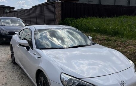 Toyota GT86 I, 2012 год, 2 350 000 рублей, 2 фотография