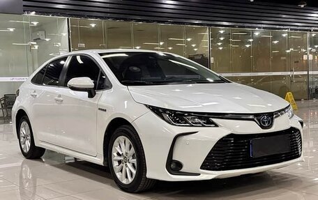 Toyota Corolla, 2022 год, 1 690 000 рублей, 3 фотография