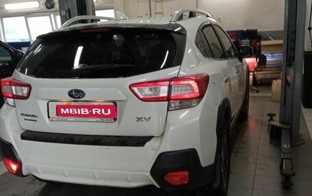 Subaru XV II, 2018 год, 1 940 000 рублей, 3 фотография