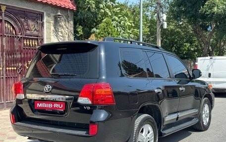 Toyota Land Cruiser 200, 2015 год, 4 799 999 рублей, 3 фотография