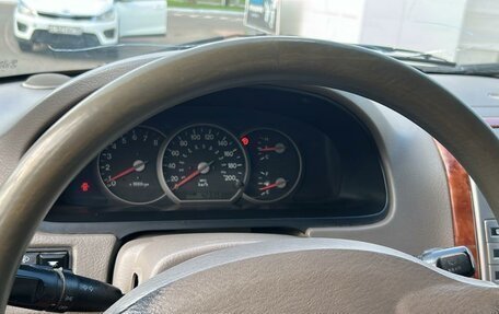 KIA Carnival III, 2005 год, 600 000 рублей, 5 фотография