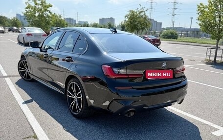 BMW 3 серия, 2019 год, 3 050 000 рублей, 7 фотография