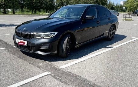 BMW 3 серия, 2019 год, 3 050 000 рублей, 3 фотография