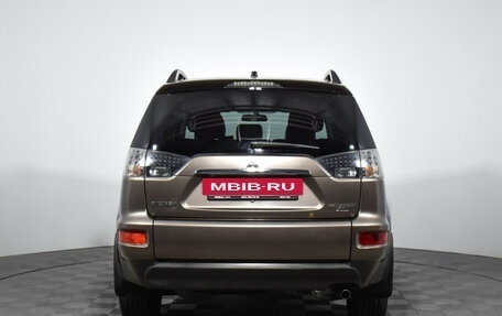 Mitsubishi Outlander III рестайлинг 3, 2012 год, 1 249 000 рублей, 6 фотография