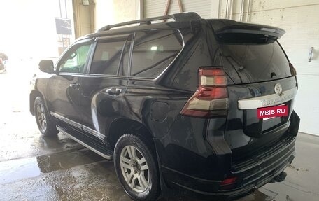 Toyota Land Cruiser Prado 150 рестайлинг 2, 2015 год, 4 400 000 рублей, 6 фотография