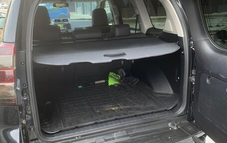 Toyota Land Cruiser Prado 150 рестайлинг 2, 2015 год, 4 400 000 рублей, 17 фотография
