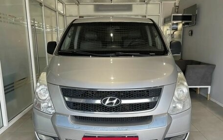 Hyundai Grand Starex Grand Starex I рестайлинг 2, 2009 год, 1 189 000 рублей, 2 фотография