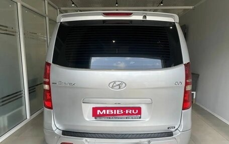 Hyundai Grand Starex Grand Starex I рестайлинг 2, 2009 год, 1 189 000 рублей, 3 фотография