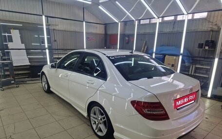 Mercedes-Benz C-Класс, 2011 год, 1 300 000 рублей, 5 фотография