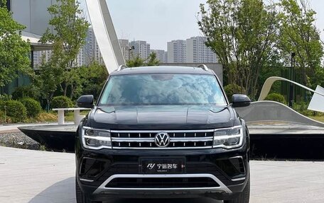 Volkswagen Teramont I, 2021 год, 3 160 000 рублей, 2 фотография