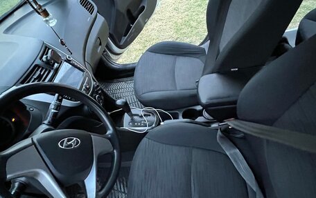 Hyundai Solaris II рестайлинг, 2014 год, 780 000 рублей, 10 фотография