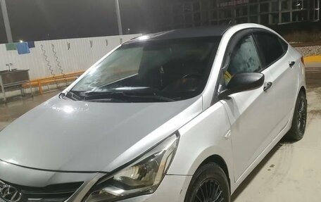 Hyundai Solaris II рестайлинг, 2014 год, 780 000 рублей, 2 фотография
