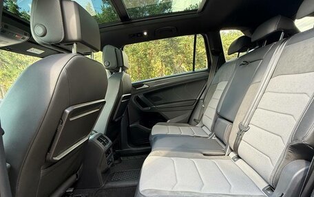 Volkswagen Tiguan II, 2019 год, 3 390 000 рублей, 22 фотография