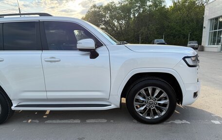 Toyota Land Cruiser, 2021 год, 11 000 000 рублей, 6 фотография