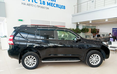 Toyota Land Cruiser Prado 150 рестайлинг 2, 2015 год, 3 620 000 рублей, 8 фотография