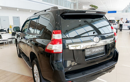 Toyota Land Cruiser Prado 150 рестайлинг 2, 2015 год, 3 620 000 рублей, 11 фотография