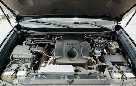 Toyota Land Cruiser Prado 150 рестайлинг 2, 2015 год, 3 620 000 рублей, 13 фотография
