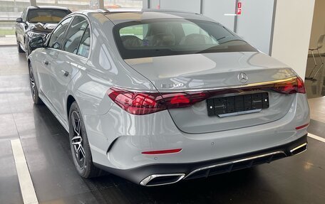 Mercedes-Benz E-Класс, 2025 год, 9 990 000 рублей, 2 фотография