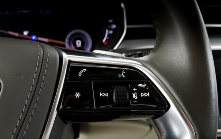 Audi A8, 2020 год, 5 500 000 рублей, 28 фотография
