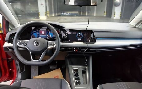 Volkswagen Golf VIII, 2021 год, 1 459 000 рублей, 10 фотография