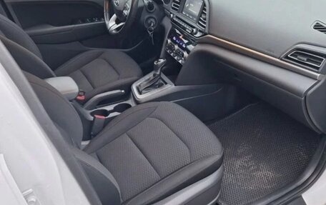 Hyundai Elantra VI рестайлинг, 2019 год, 1 750 000 рублей, 2 фотография
