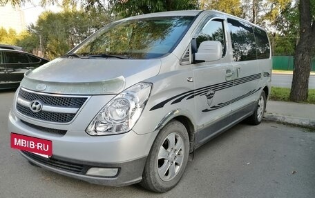 Hyundai Grand Starex Grand Starex I рестайлинг 2, 2009 год, 1 200 000 рублей, 2 фотография