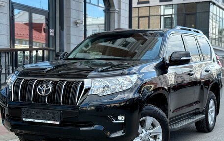 Toyota Land Cruiser Prado 150 рестайлинг 2, 2019 год, 5 497 000 рублей, 9 фотография