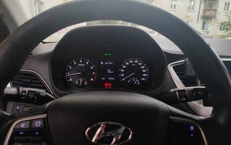 Hyundai Solaris II рестайлинг, 2018 год, 1 500 000 рублей, 4 фотография
