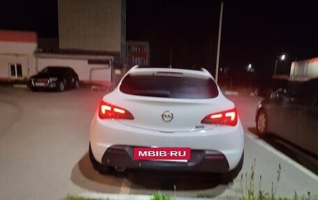 Opel Astra J, 2013 год, 1 050 000 рублей, 3 фотография