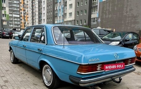 Mercedes-Benz W123, 1982 год, 428 000 рублей, 6 фотография