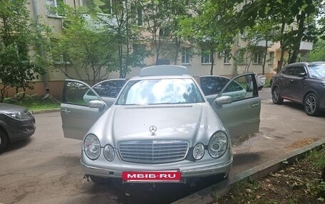 Mercedes-Benz E-Класс, 2005 год, 600 000 рублей, 10 фотография