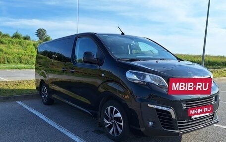 Peugeot Traveller I, 2021 год, 3 145 000 рублей, 4 фотография