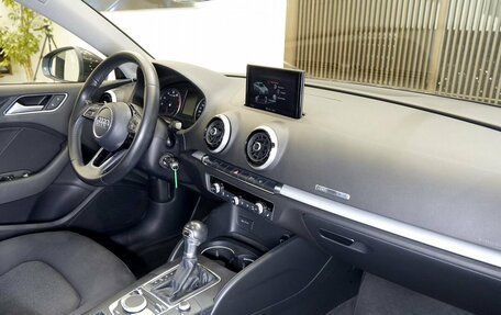 Audi A3, 2016 год, 1 785 000 рублей, 14 фотография