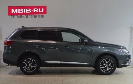 Mitsubishi Outlander III рестайлинг 3, 2019 год, 2 229 000 рублей, 6 фотография