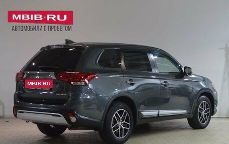 Mitsubishi Outlander III рестайлинг 3, 2019 год, 2 229 000 рублей, 5 фотография