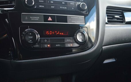Mitsubishi Outlander III рестайлинг 3, 2019 год, 2 229 000 рублей, 19 фотография