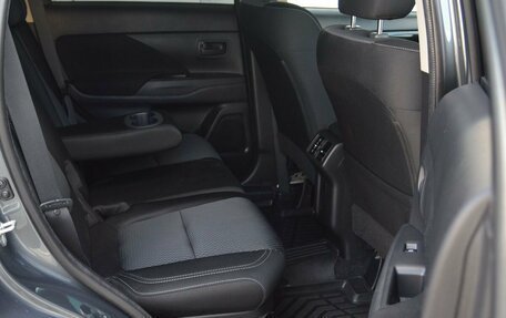 Mitsubishi Outlander III рестайлинг 3, 2019 год, 2 229 000 рублей, 26 фотография