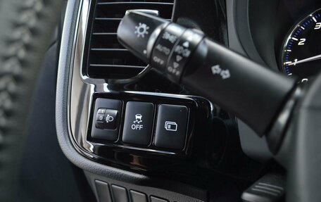 Mitsubishi Outlander III рестайлинг 3, 2019 год, 2 229 000 рублей, 24 фотография