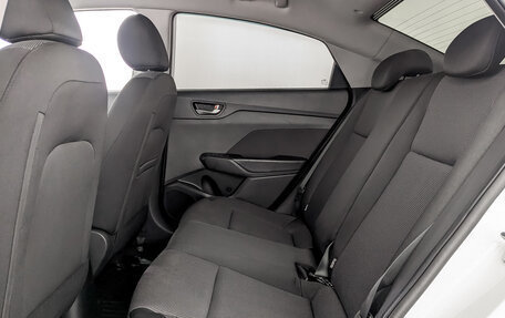 Hyundai Solaris II рестайлинг, 2017 год, 1 055 000 рублей, 12 фотография