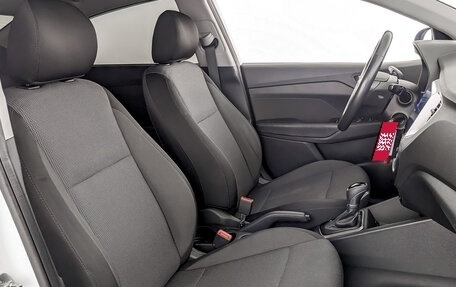 Hyundai Solaris II рестайлинг, 2017 год, 1 055 000 рублей, 23 фотография