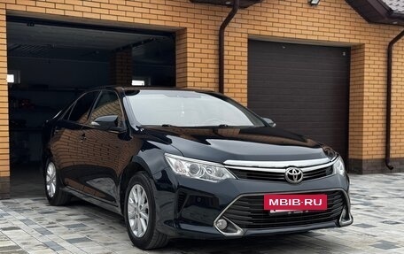 Toyota Camry, 2015 год, 1 800 000 рублей, 2 фотография