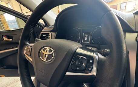 Toyota Camry, 2015 год, 1 800 000 рублей, 11 фотография
