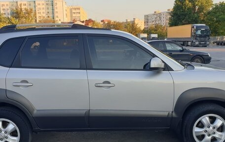 Hyundai Tucson III, 2005 год, 735 000 рублей, 6 фотография