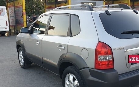 Hyundai Tucson III, 2005 год, 735 000 рублей, 4 фотография