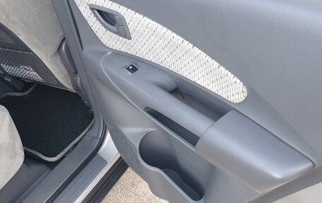 Hyundai Tucson III, 2005 год, 735 000 рублей, 12 фотография