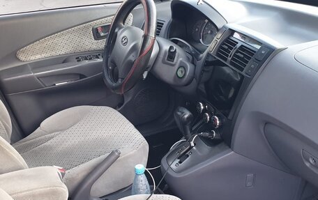 Hyundai Tucson III, 2005 год, 735 000 рублей, 20 фотография