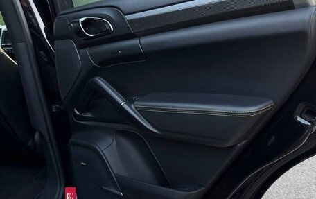 Porsche Cayenne III, 2013 год, 2 490 000 рублей, 30 фотография