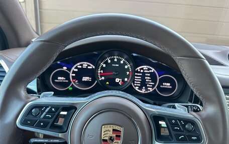 Porsche Cayenne III, 2019 год, 7 900 000 рублей, 10 фотография