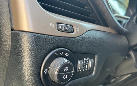 Jeep Cherokee, 2014 год, 1 748 000 рублей, 10 фотография